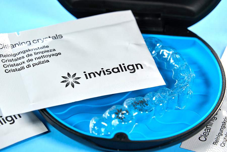 Achieve a Straighter Smile with Invisalign: The Clear Alternative to Braces